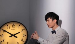 娱乐爆料陈楚生是谁啊视频,歌手背后的故事